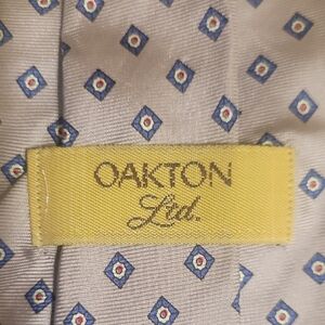 Oakton LTD Mauve Polka Dot Patterned 100% Silk Neck Tie